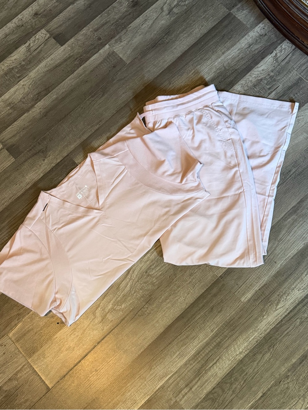 Carhartt Light Pink scrub set XL